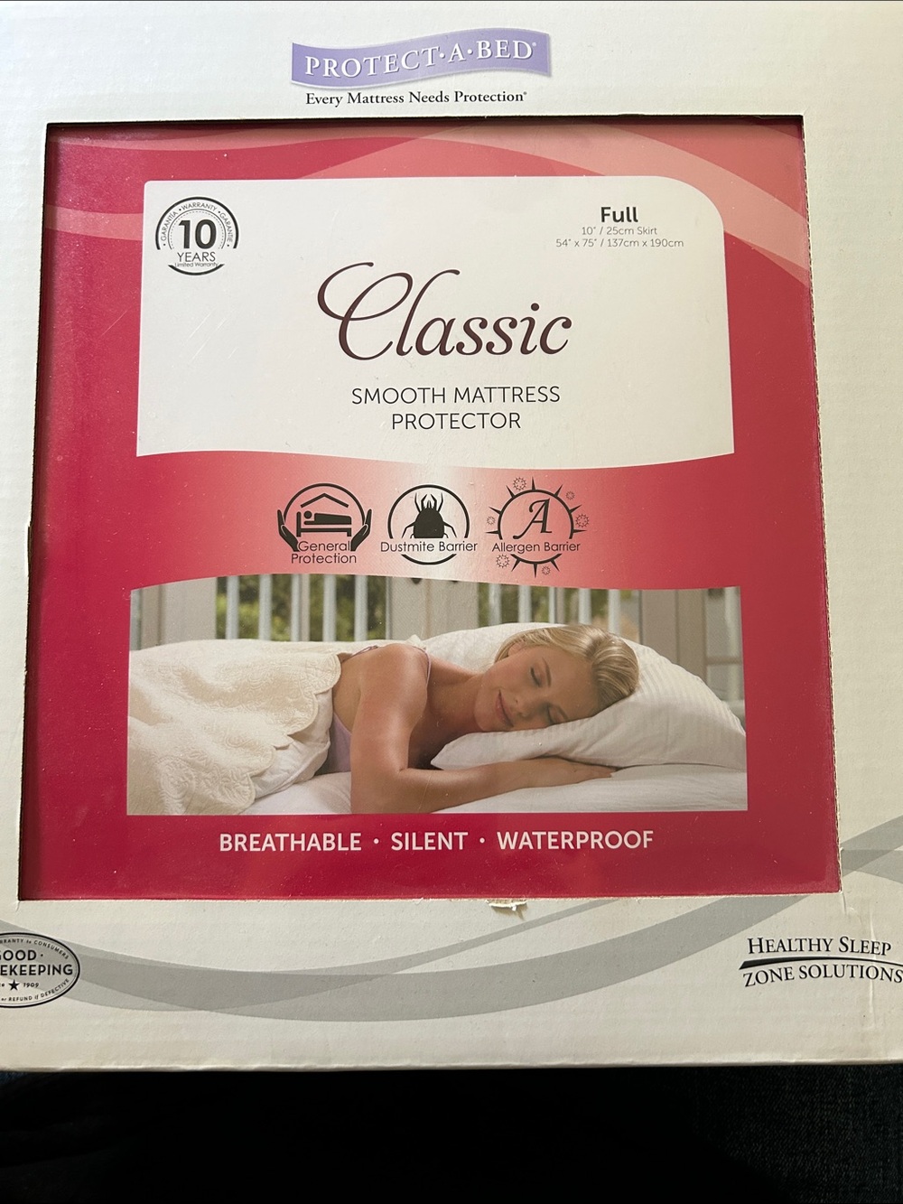 Classic Smooth Mattress Protector - Full - White